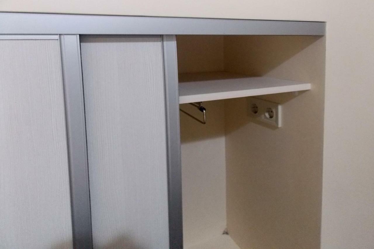 Compact Studio In The City Center Apartment Лвив Екстериор снимка
